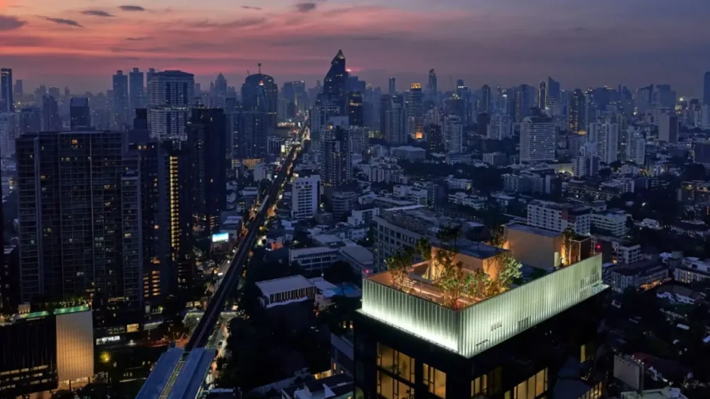 thonglor area in sukhumvit bangkok